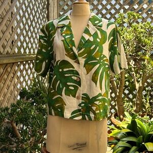 JOIE Palm Print green & white Linen Blend shirt. Worn Once!